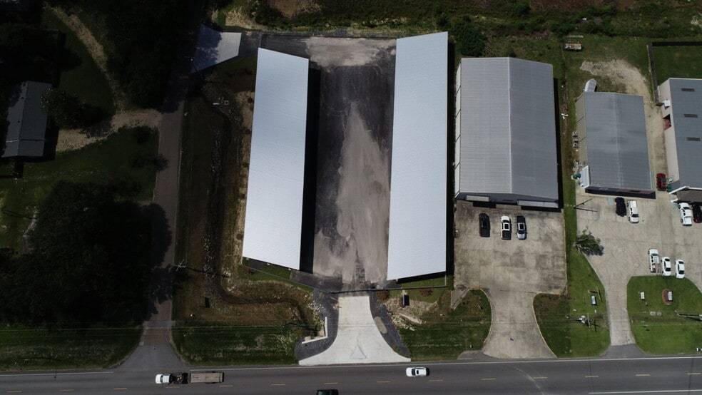 More Photos Of 9854 Florida Blvd, Walker Self Storage For Sale