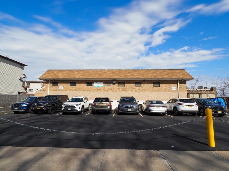 More Photos Of 3930 Richmond Ave, Staten Island Medical For Lease