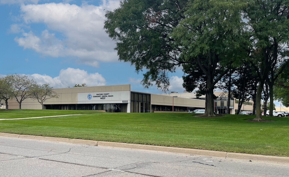 Primary Photo Of 6515-6555 15 Mile Rd, Sterling Heights Light Manufacturing For Lease