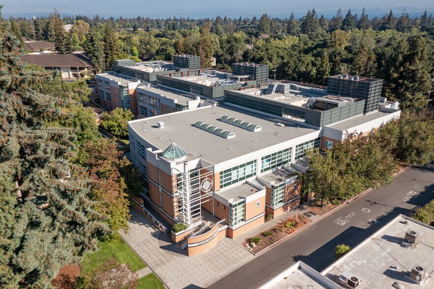 More Photos Of 345 Middlefield Rd, Menlo Park Office For Sale