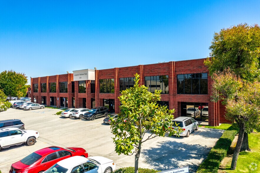 Primary Photo Of 406 Amapola Ave, Torrance Light Distribution For Lease