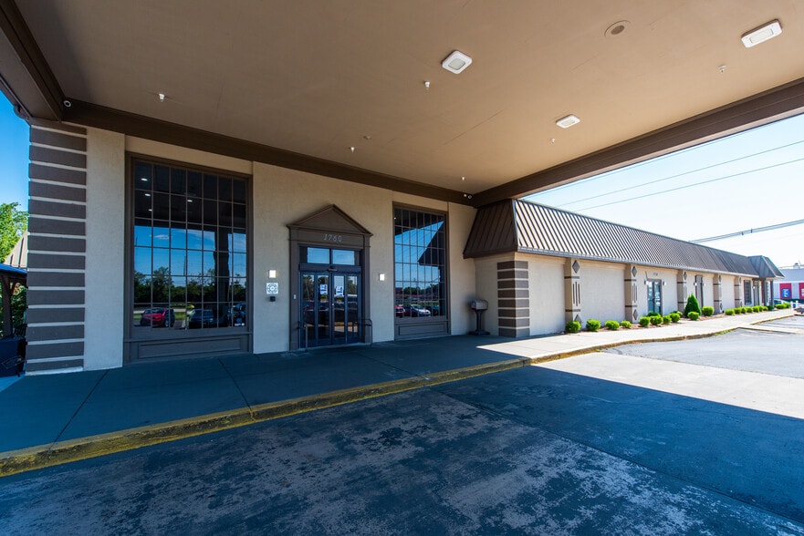 More Photos Of 1760 Plantside Dr, Louisville Assisted Living For Sale