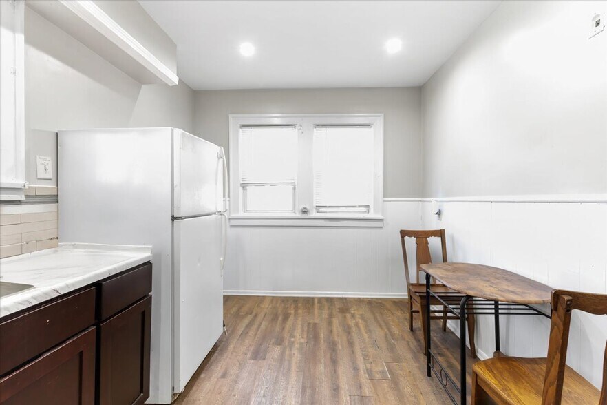 More Photos Of 205 Philadelphia Ave, Egg Harbor City Apartments For Sale