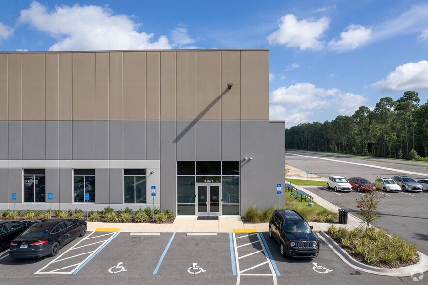 More Photos Of 2619 Ignition Dr, Jacksonville Warehouse For Lease