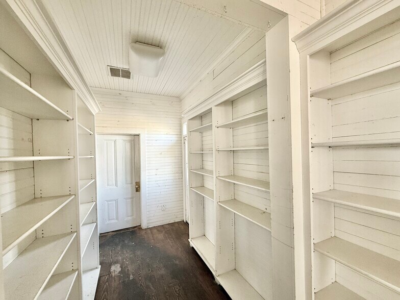 More Photos Of 55 Chestnut St, Elmer Convenience Store For Sale