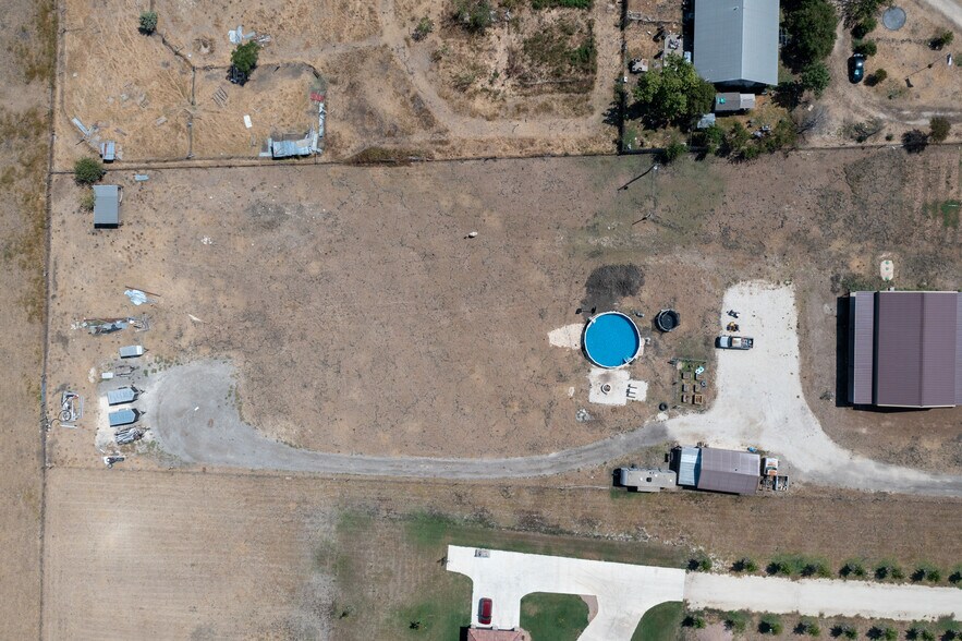 Primary Photo Of 1316 County Road 305, Jarrell Land For Lease