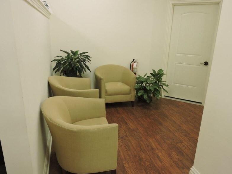 More Photos Of 223 Main St, Chester Medical For Lease