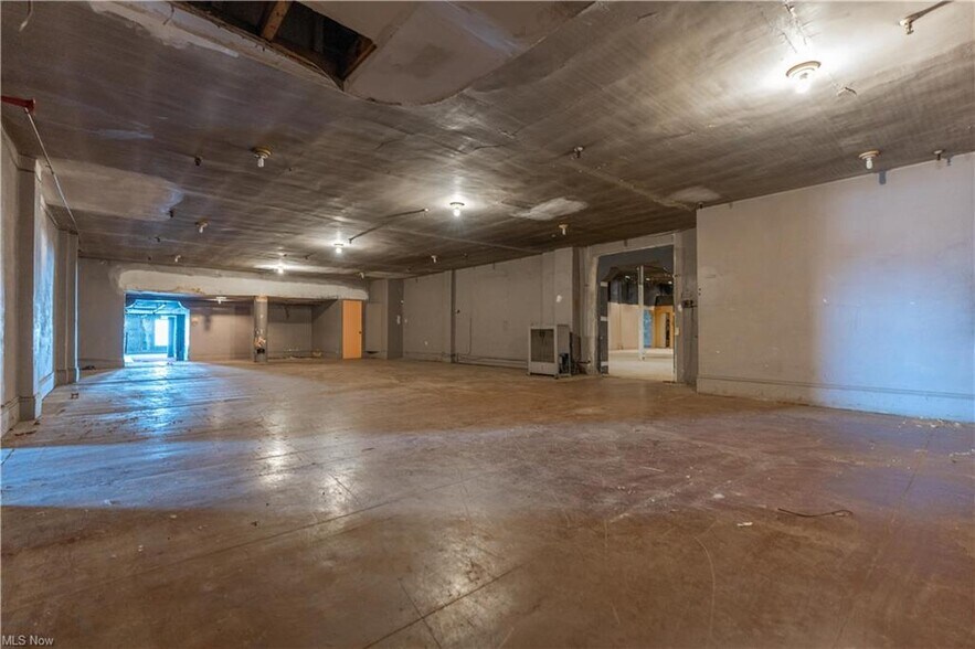More Photos Of 314 Cherry Ave SE, Canton Warehouse For Sale