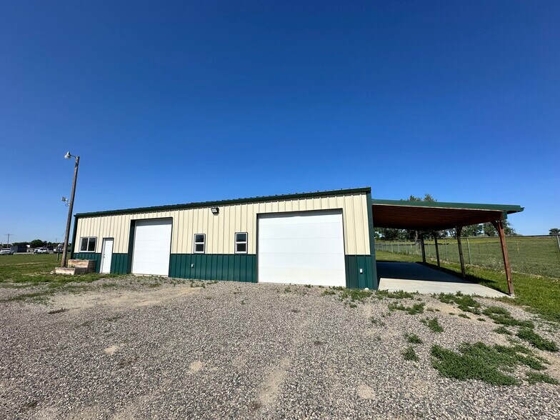 More Photos Of 4380 US Highway 312, Billings Warehouse For Lease