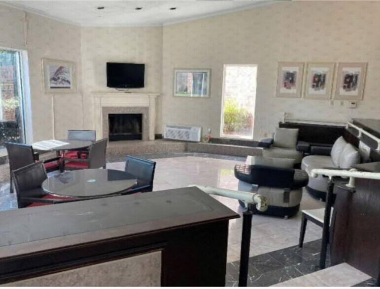 More Photos Of 5885 Oakbrook Pky, Norcross Apartments For Sale