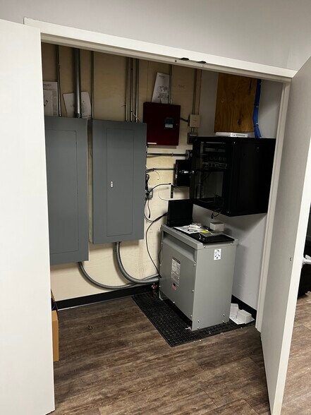 More Photos Of 8505 W 183rd St, Tinley Park Medical For Lease