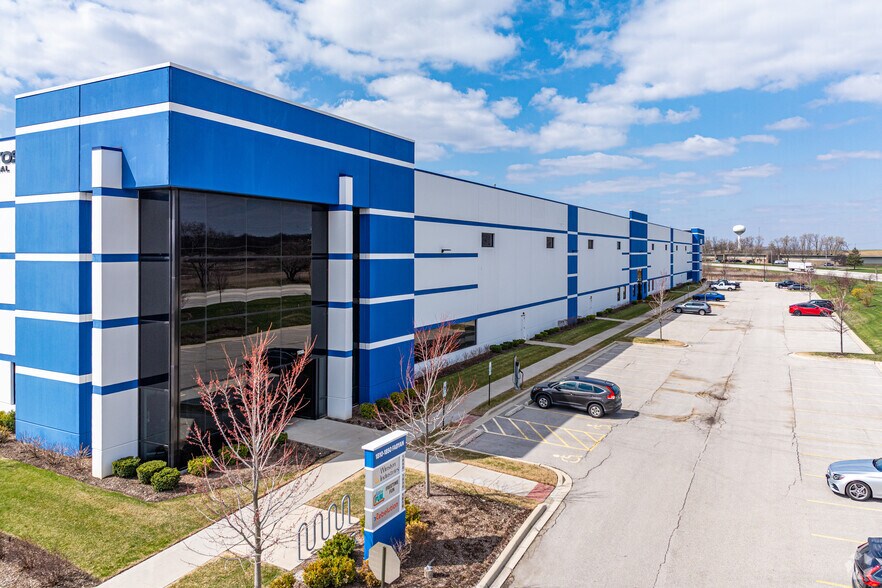 More Photos Of 1810 E Fabyan Pky, Batavia Warehouse For Lease