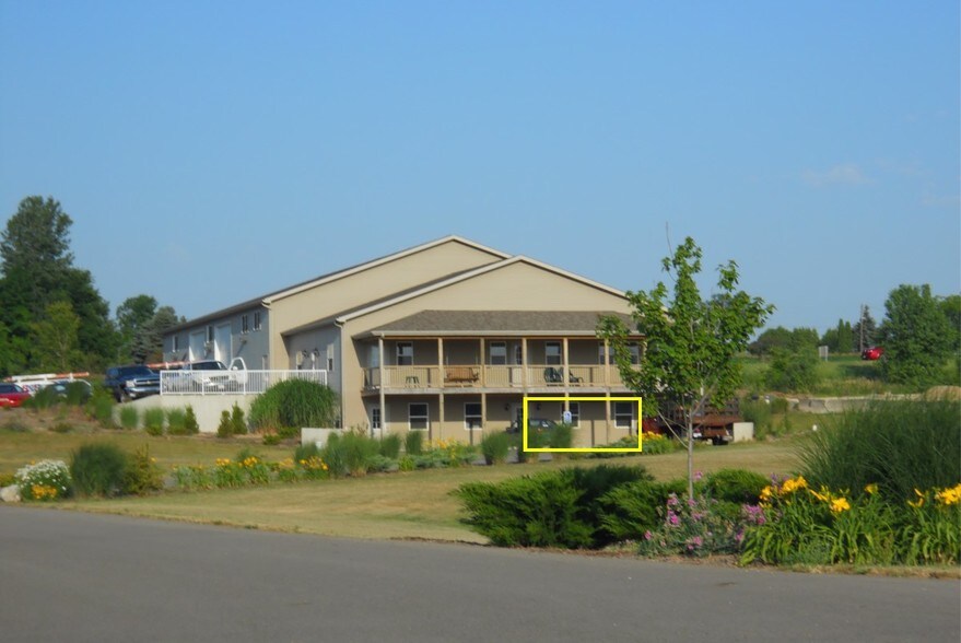 More Photos Of 8475 Sparta Line Rd, Sparta Flex For Lease