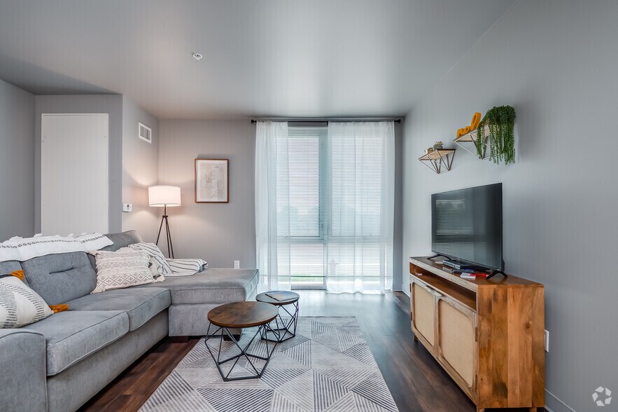 More Photos Of 622 Pennsylvania Ave, Sheboygan Apartments For Lease