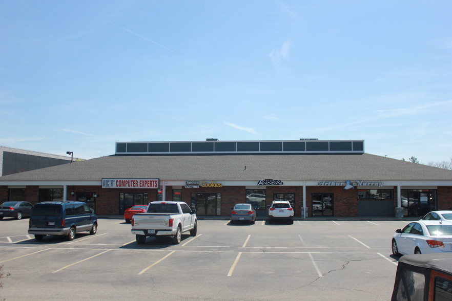 Primary Photo Of 10792-10798 Montgomery Rd, Montgomery Unknown For Lease