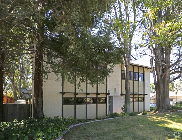 More Photos Of 800 Pollard Rd, Los Gatos Medical For Lease
