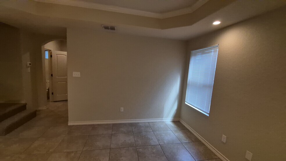 More Photos Of 6866 Lakeview Dr, San Antonio Multifamily For Sale
