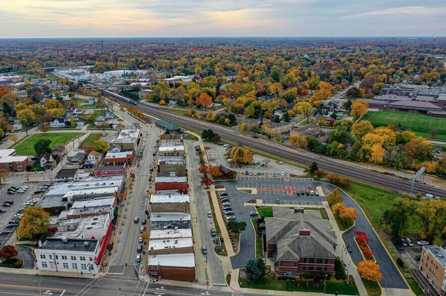 More Photos Of 208-212 Main St, West Chicago General Retail For Sale