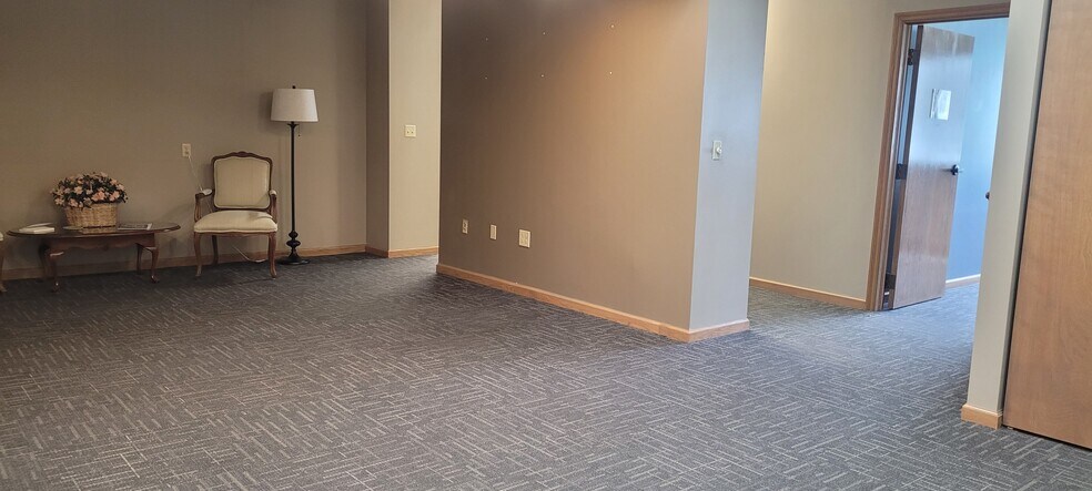 More Photos Of 1245 Sunbury Rd, Westerville Office For Lease