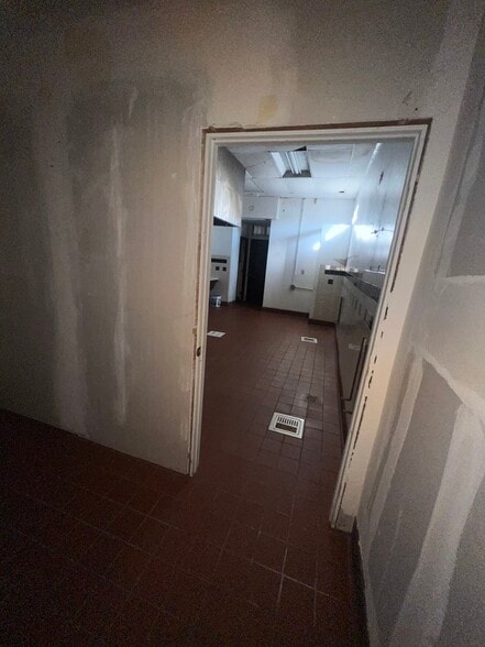 More Photos Of 1734 Artesia Blvd, Long Beach Convenience Store For Sale