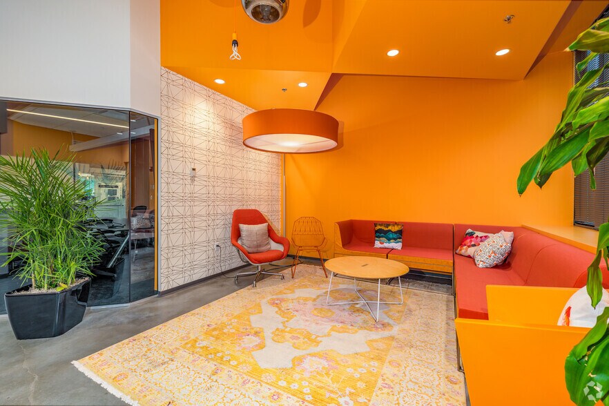 More Photos Of 4220 Duncan Ave, Saint Louis Office For Lease