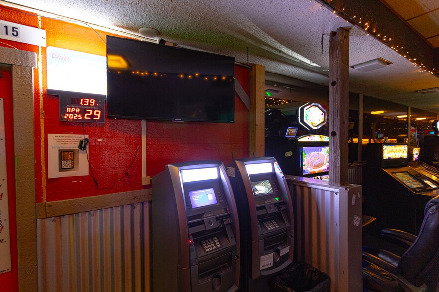 More Photos Of 1349 13th Ave SW, Great Falls Bar For Sale