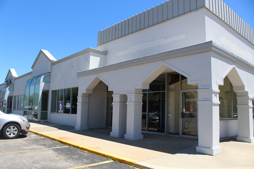 Primary Photo Of 5433-5439 Johnson Dr, Mission Storefront For Lease