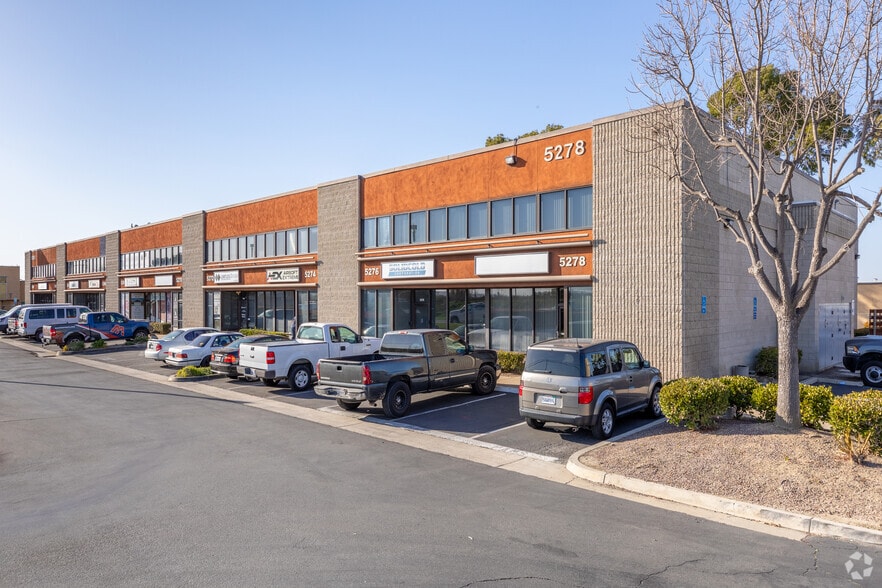 More Photos Of 5264-5278 Eastgate Mall, San Diego Showroom For Lease