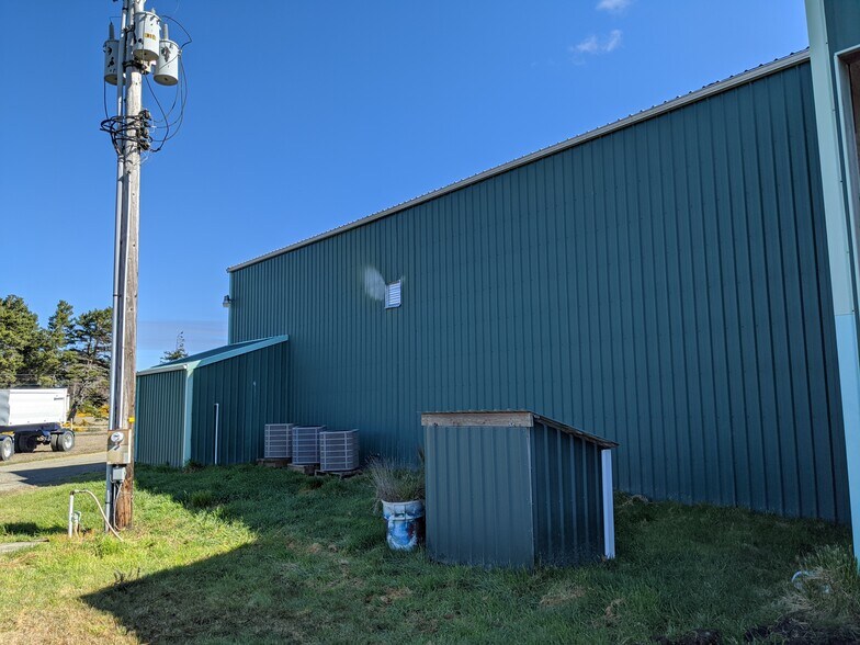 More Photos Of 87574 Oberman Ln, Bandon Warehouse For Sale