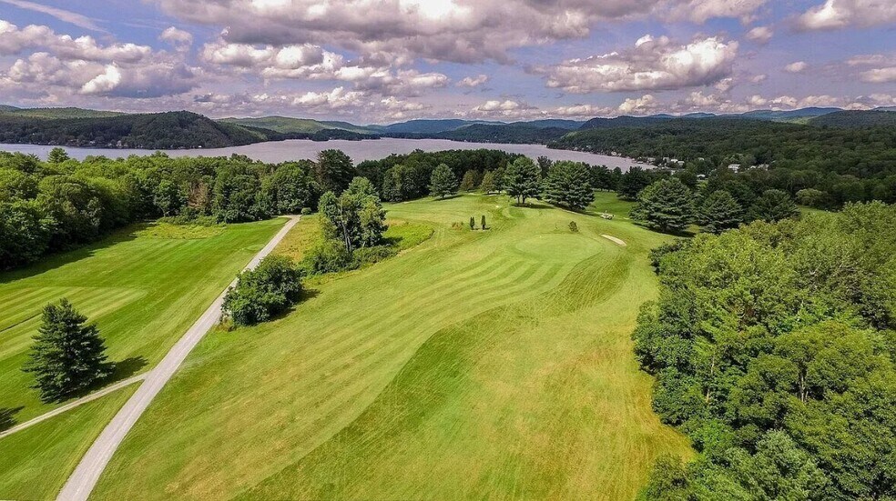 More Photos Of 111 Prospect Point, Castleton Golf Course Driving Range For Sale