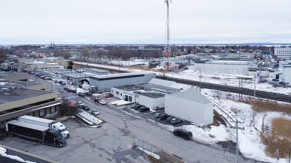 More Photos Of 2975 Rue Nelson, Saint-hyacinthe Industrial For Lease