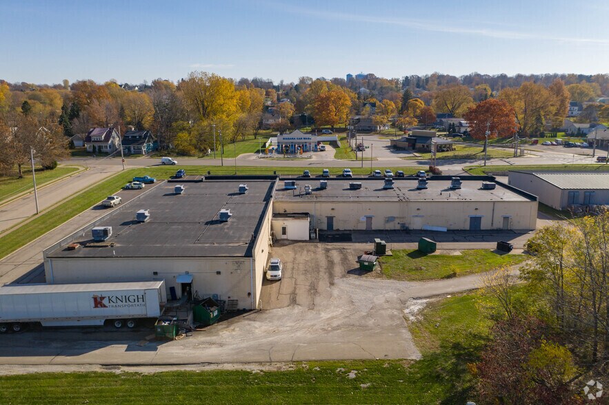 More Photos Of 2018-2028 E 38th St, Erie Unknown For Lease