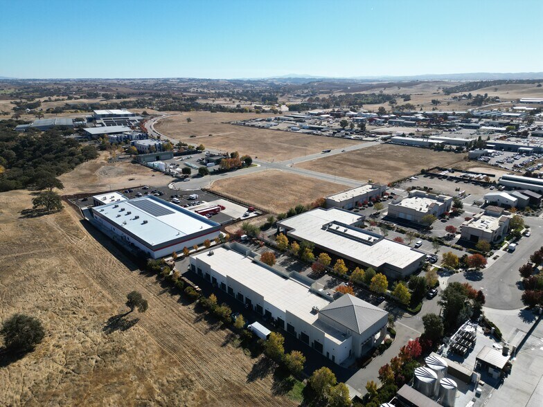 More Photos Of 2756 Danley ct, Paso Robles Industrial For Lease