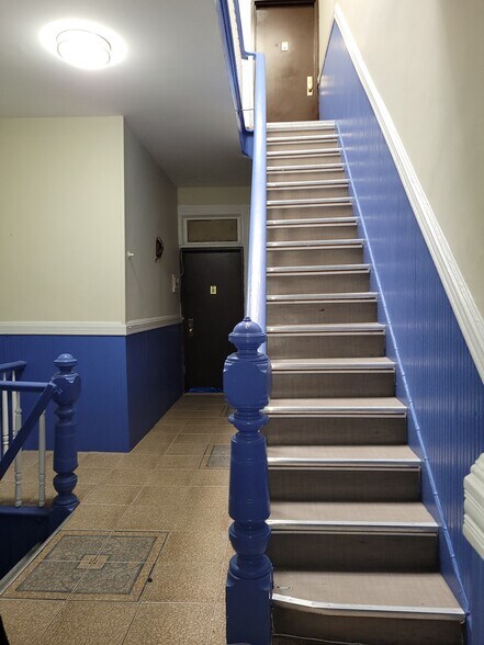 More Photos Of 283 Wyckoff Ave, Brooklyn Multifamily For Sale