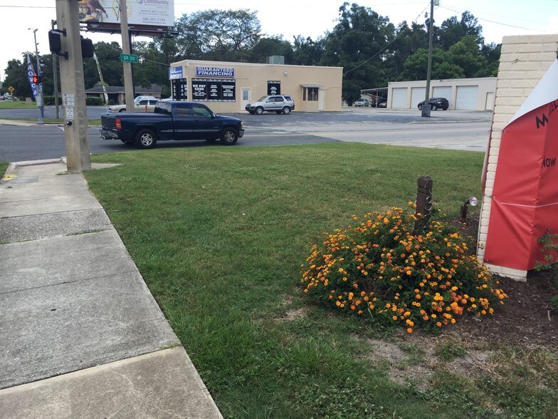 More Photos Of 3201 Crill Ave, Palatka Convenience Store For Sale