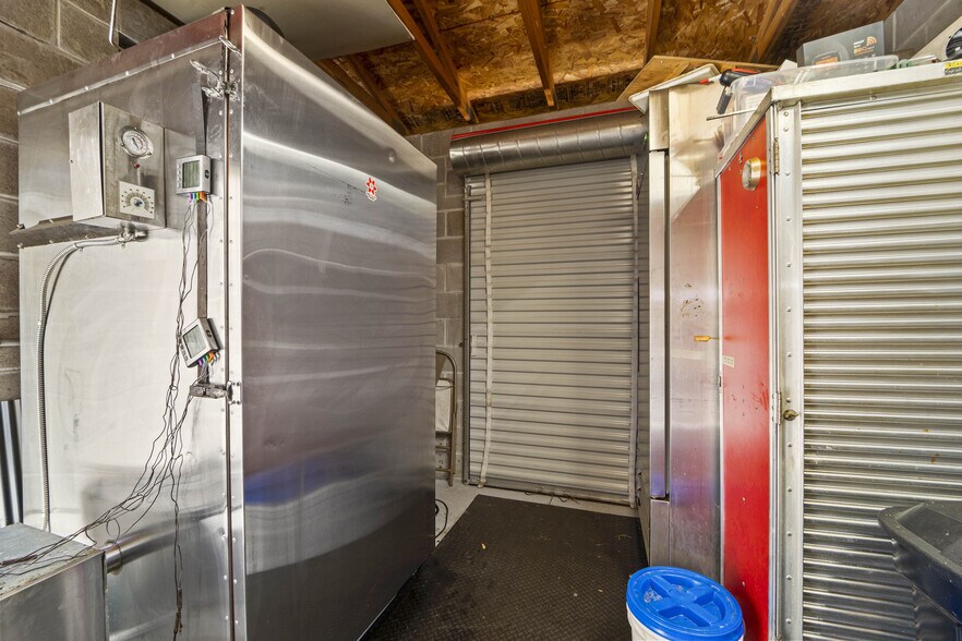 More Photos Of E6659 Wolf River Dr, Fremont General Retail For Sale