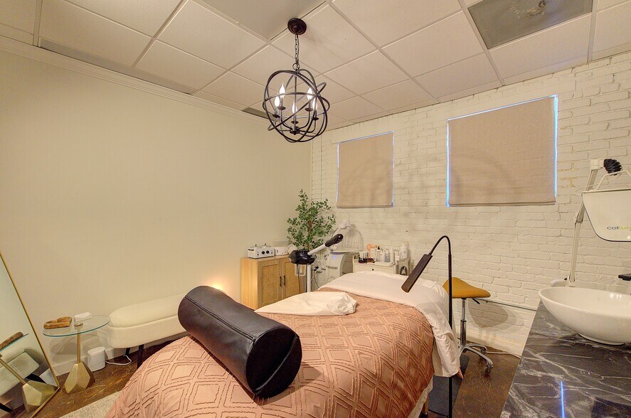 More Photos Of 205 N Laurens St, Greenville Loft Creative Space For Lease