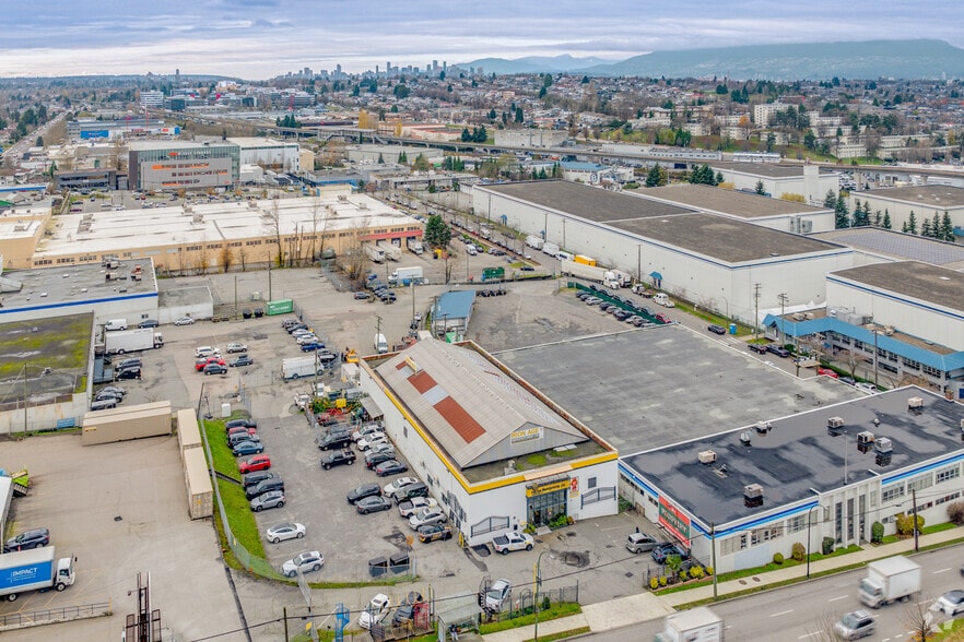 More Photos Of 2755 Boundary Rd, Vancouver Manufacturing For Sale