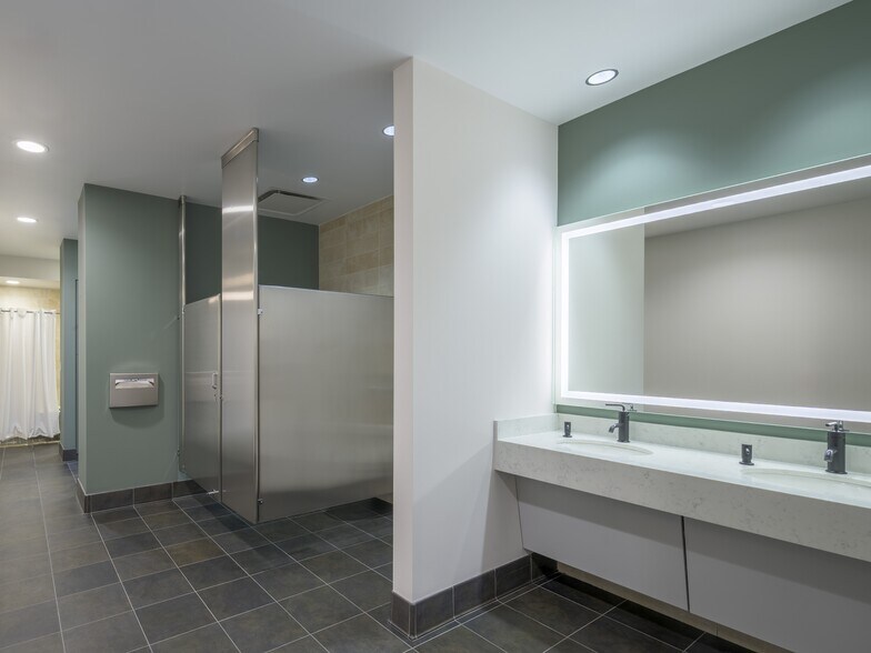 More Photos Of 6841 Benjamin Franklin Dr, Columbia Office For Lease