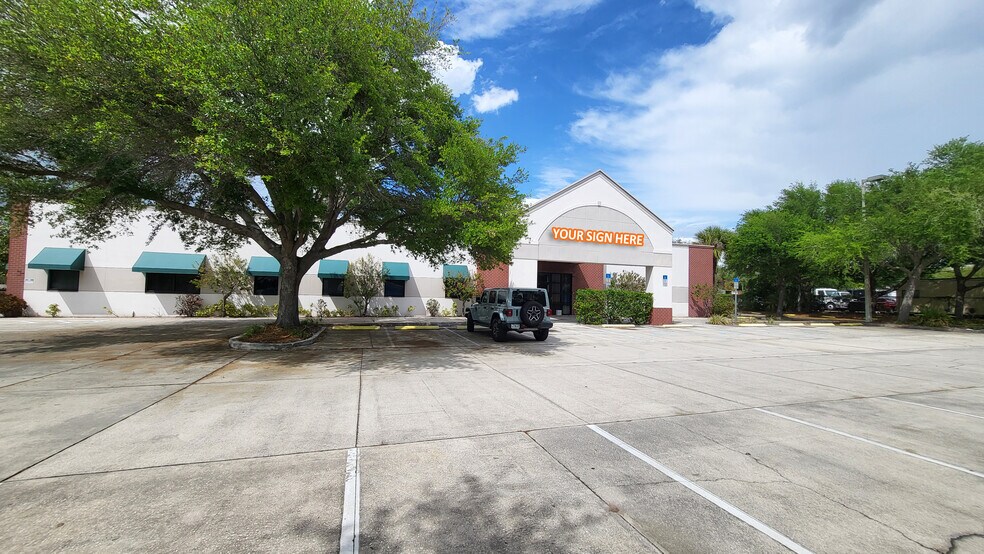 Primary Photo Of 650 34th St S, Saint Petersburg Medical For Lease