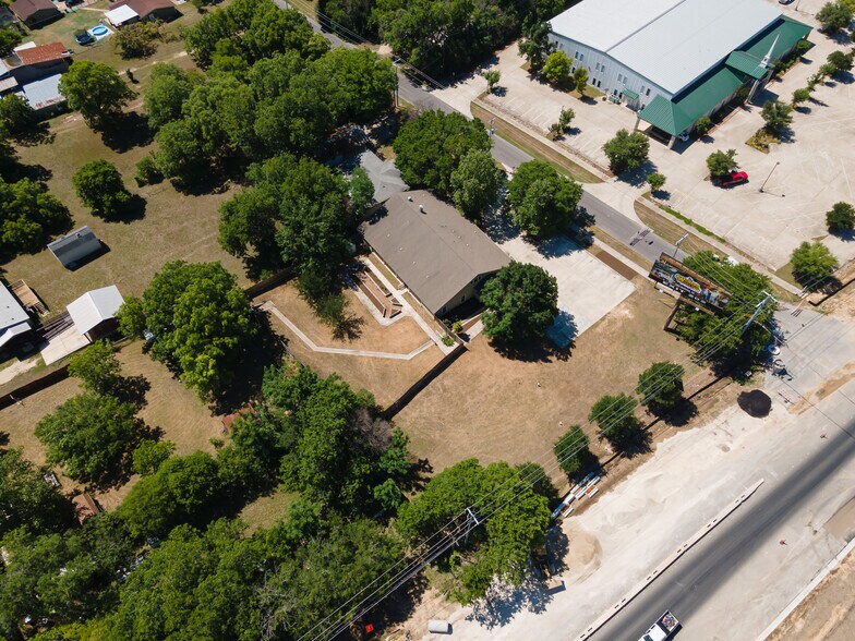 More Photos Of 1001 Crepe Myrtle St, San Marcos Assisted Living For Lease