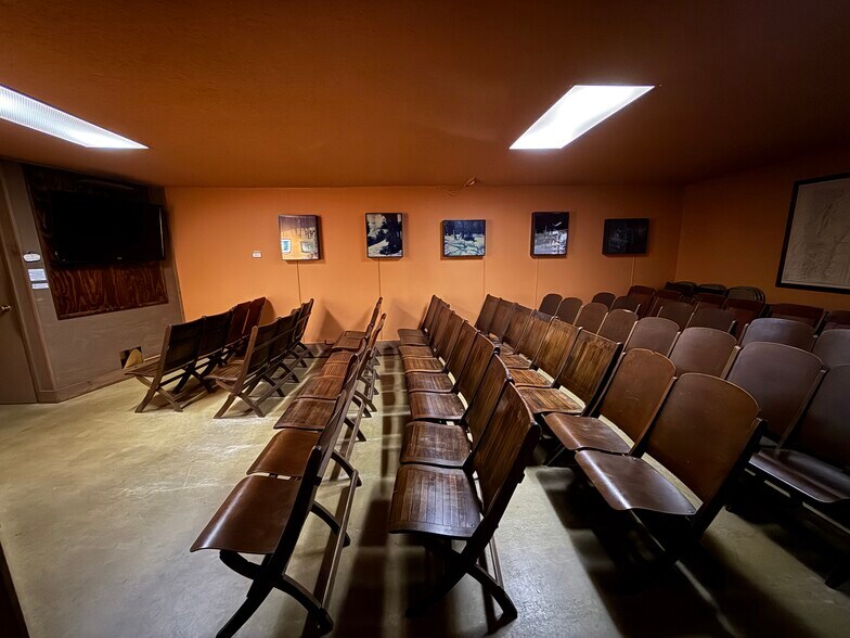 More Photos Of 4578 US Route 7, Pittsford Specialty For Sale