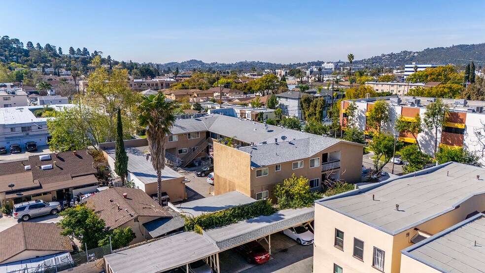More Photos Of 601 E Acacia Ave, Glendale Apartments For Sale