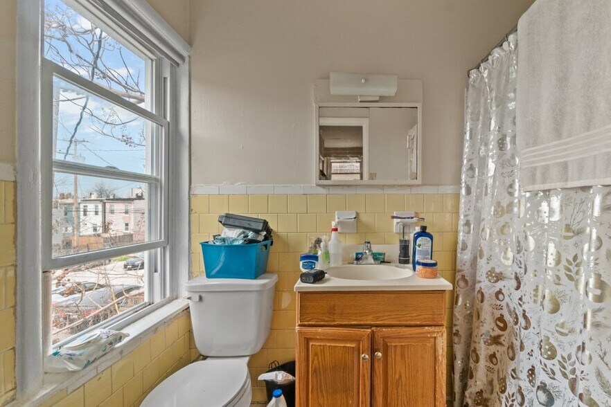 More Photos Of 2620 Maryland Ave, Baltimore Multifamily For Sale