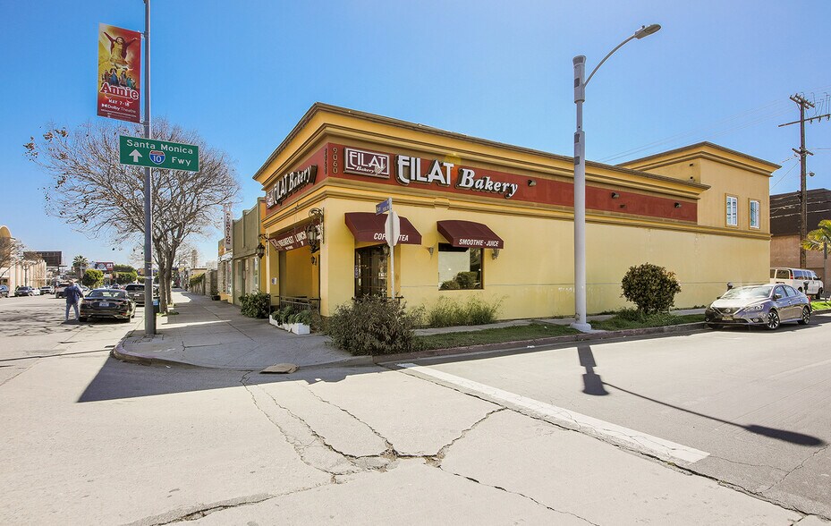 More Photos Of 9060 W Pico Blvd, Los Angeles Restaurant For Lease