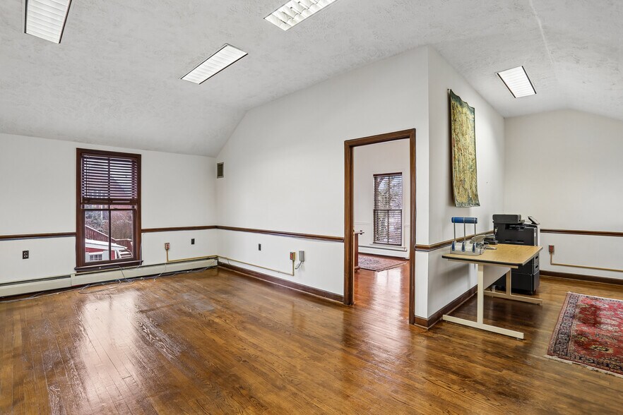 More Photos Of 101 S Washington St, Rockville Office For Sale