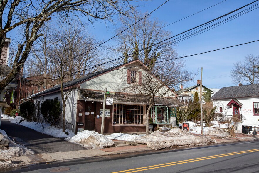 More Photos Of 83-85 S Main St, New Hope Storefront Retail Residential For Sale