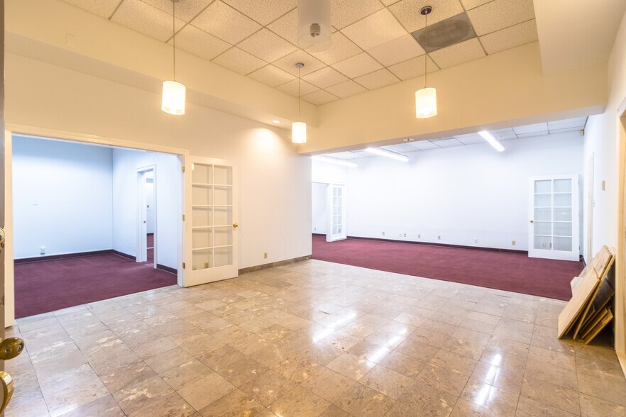 More Photos Of 1307-1311 Sutter St, San Francisco Storefront Retail Office For Sale