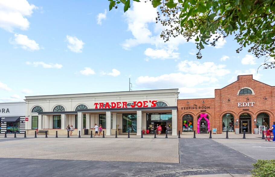 Primary Photo Of 3535-3555 Perkins Rd, Baton Rouge Unknown For Lease