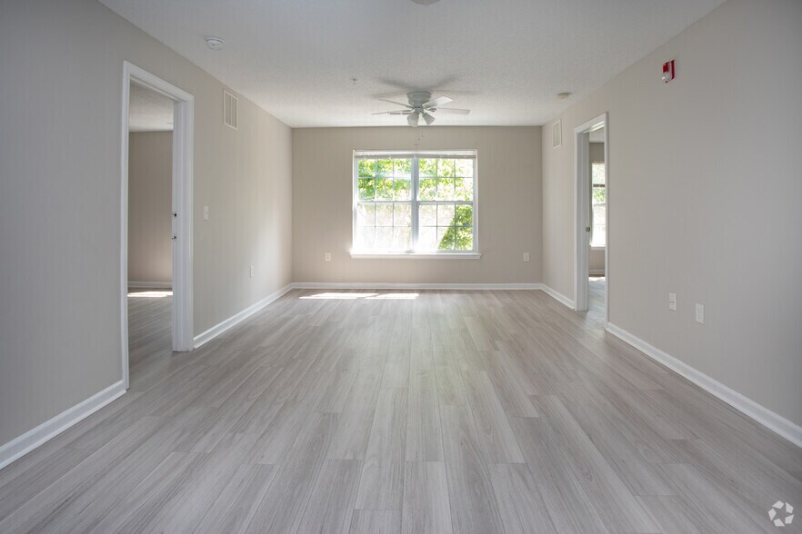 More Photos Of 3000 S Adams St, Tallahassee Apartments For Sale